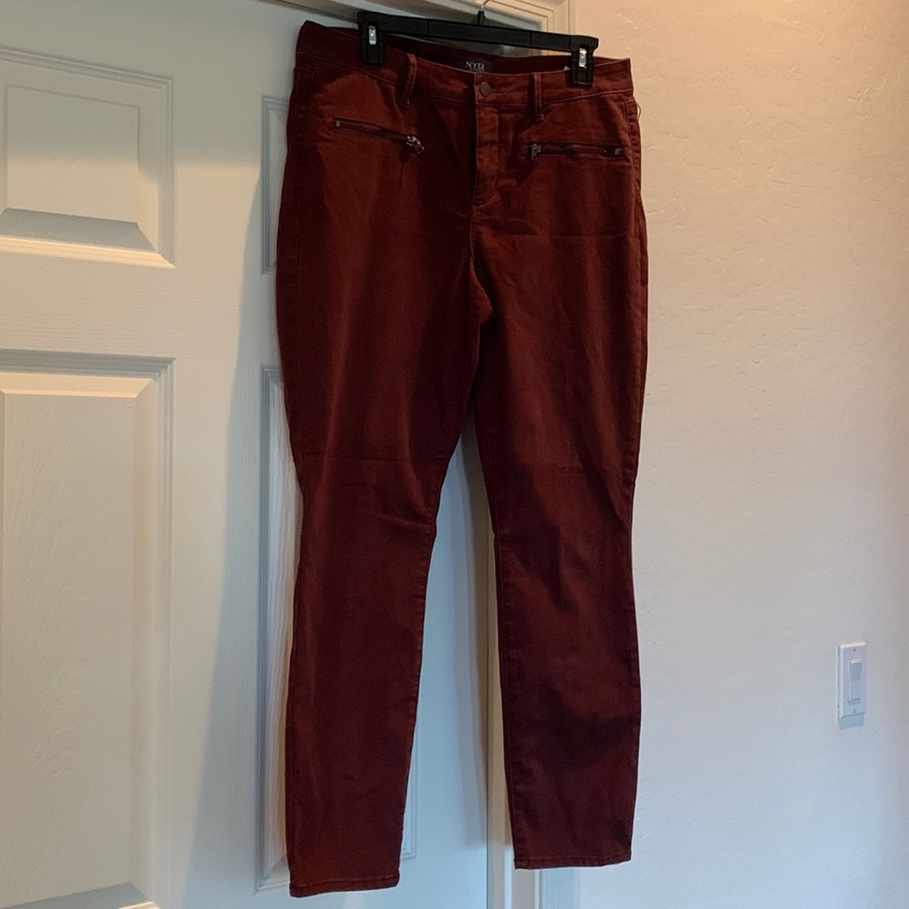 NYDJ Not your daughters jeans size 10 burgundy front zip pockets. Lift & Tuck